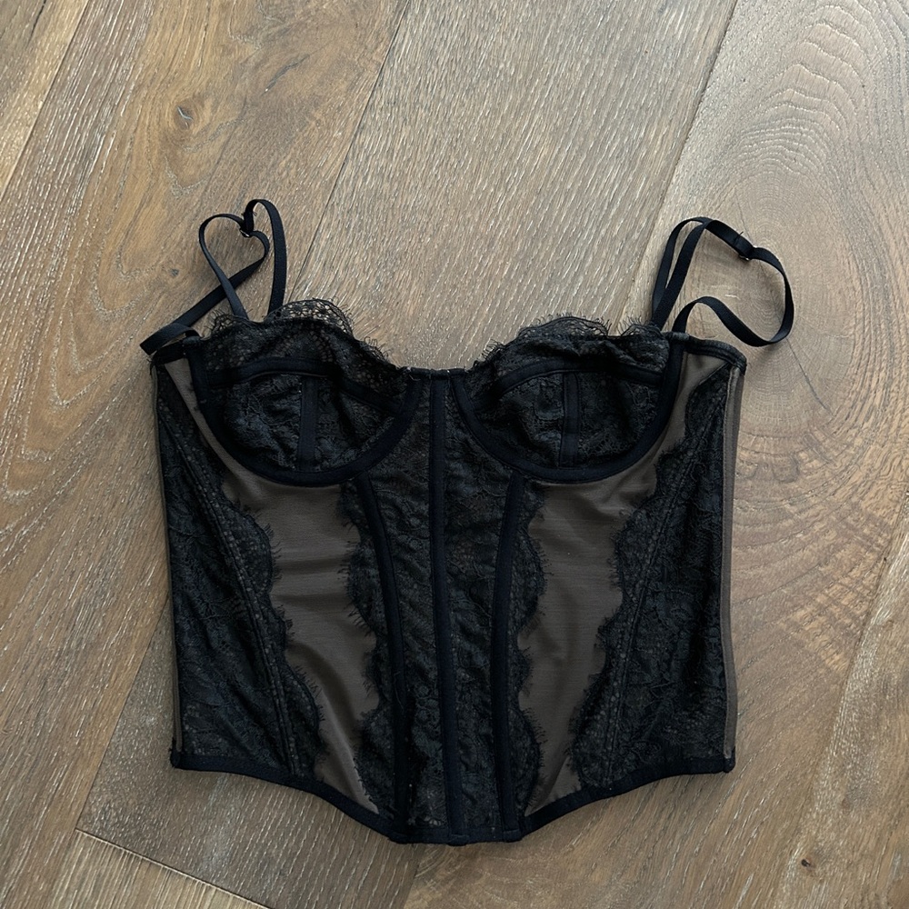 Elegant Black Lace Bustier